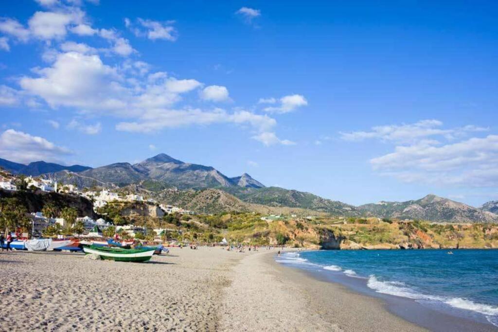 Bajo Playazo Jimena 6 Apartman Nerja Kültér fotó